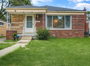 13701 Elgin St, Oak Park, MI