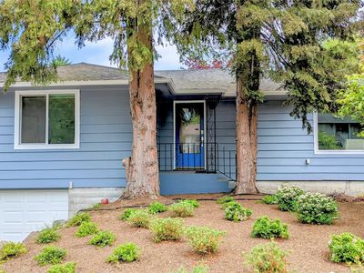 10416 Roosevelt Way NE, Seattle, WA, 98125