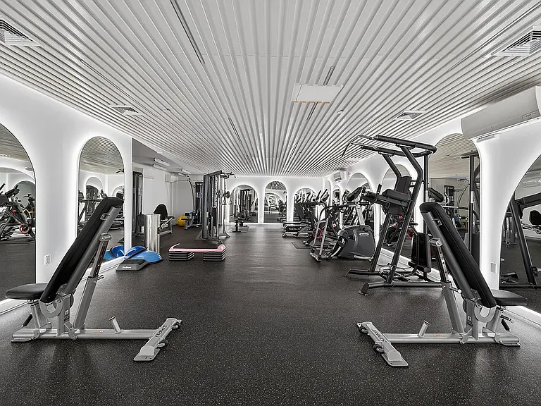 229 9th St #307 — Photo 16