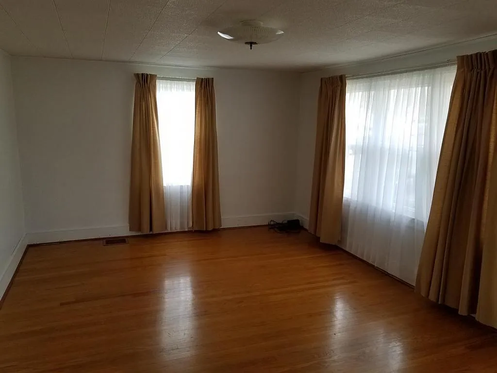 1265 Scuffling Hill Rd — Photo 4