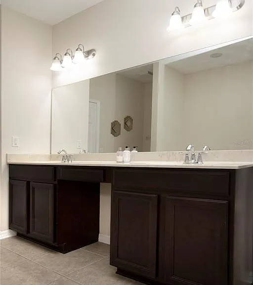 1319 Rowantree Dr — Photo 19