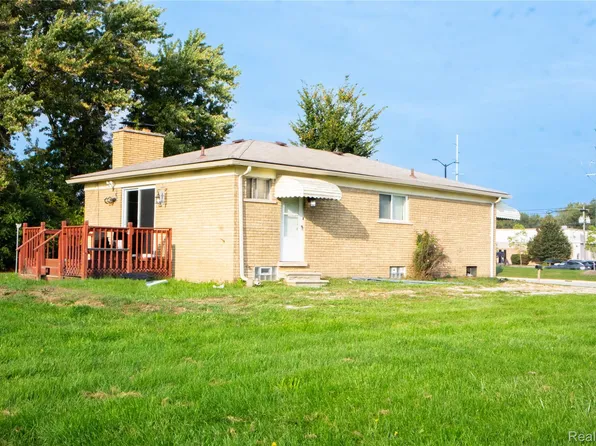 33939 Mound Rd, Sterling Heights, MI 48310