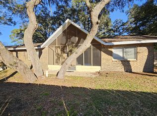 2816 Whisper Pine Dr, Gulf Breeze, FL 32563