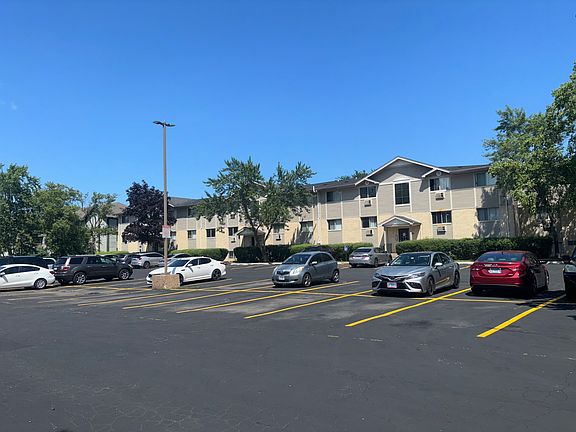 5th image of 4200 Hickory Hills Dr #305