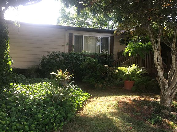 3rd image of 16812 SE 1st St Unit 65