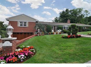 4 Greystone Cir, Bronxville, NY 10708