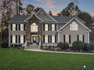 15636 Moss Light Pl, Moseley, VA 23120