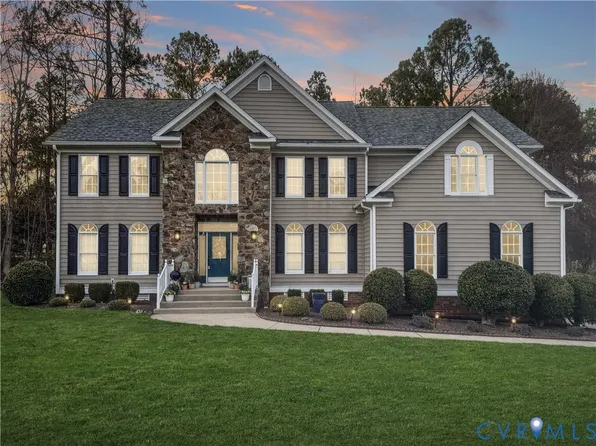 15636 Moss Light Pl, Moseley, VA 23120