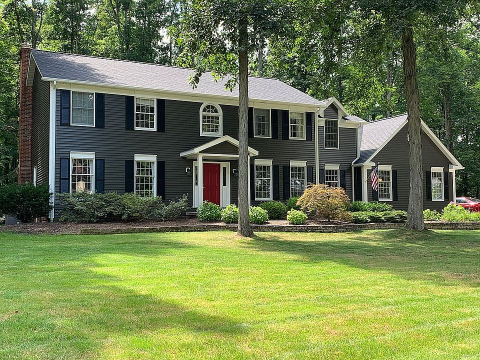 1st image of 7744 Carriage House Ct