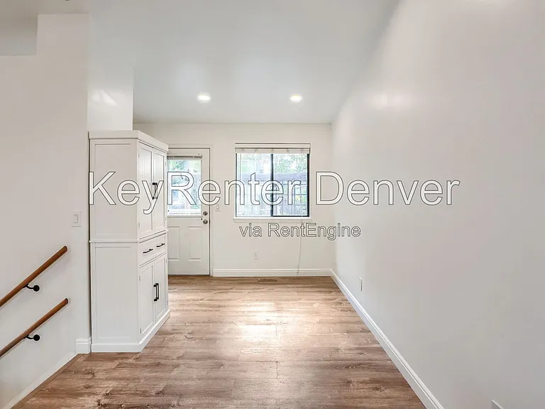 9 S Moline St — Photo 3