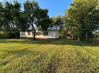 7960 Gotts Hydro Rd, Smiths Grove, KY 42171