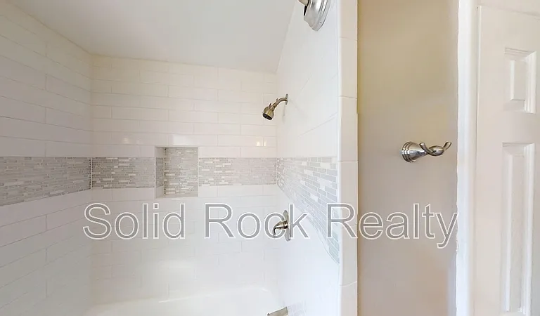 3012 W Saint Vrain St — Photo 9