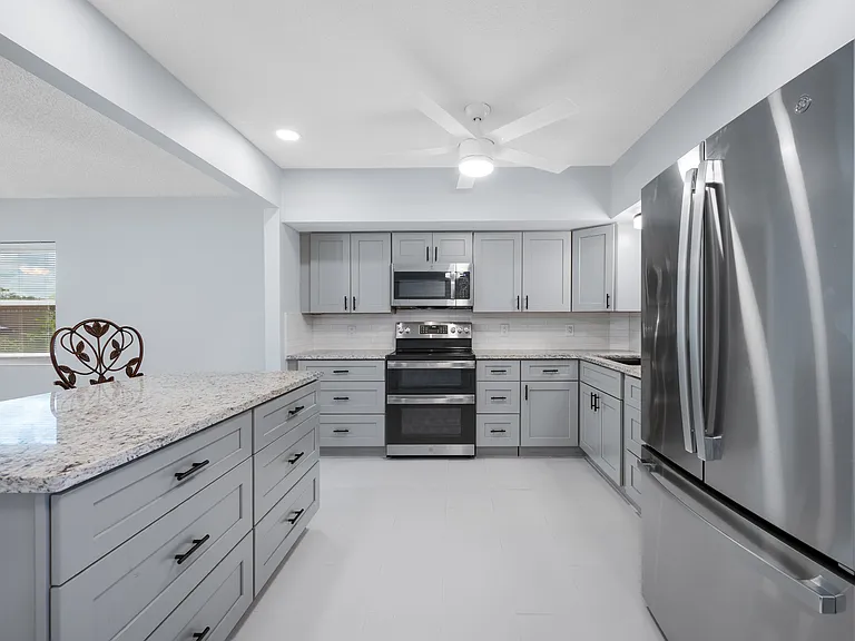 2258 World Parkway Blvd W #40 — Photo 10