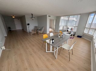 1 Clark Ave W #701, Vaughan, ON L4J 7Y6