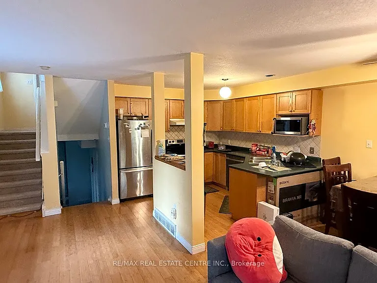 185 Highland Cres #1 — Photo 7