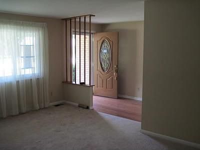 2nd image of 416 Westview Pl