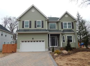 2 Water St, Colonia, NJ 07067