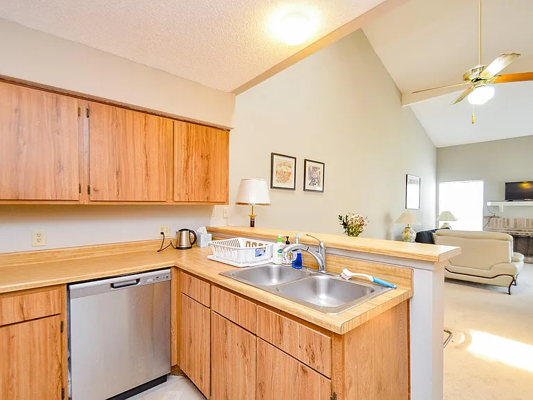 6211 Ludington Dr #21-909 — Photo 20