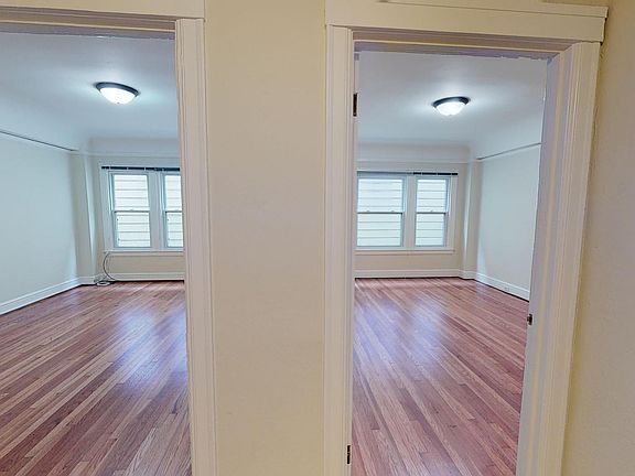 5th image of 1935 Franklin St APT 205