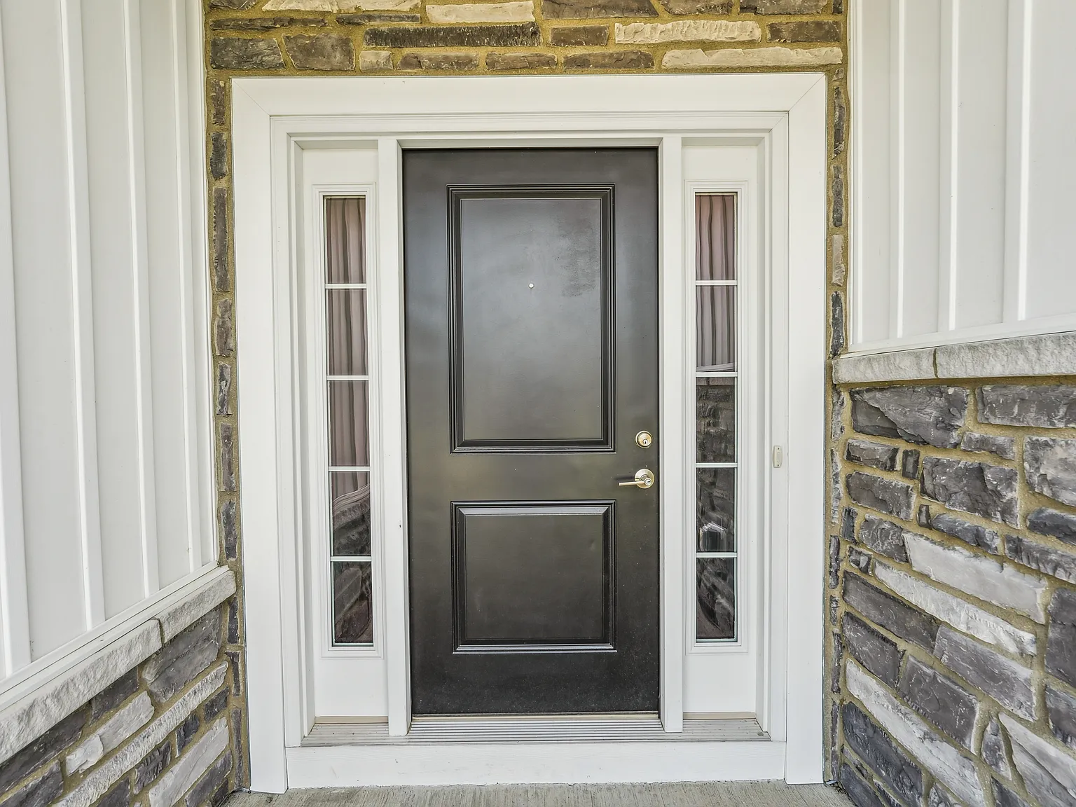 3 bed, 1500 sqft, $3,200 — Photo 1