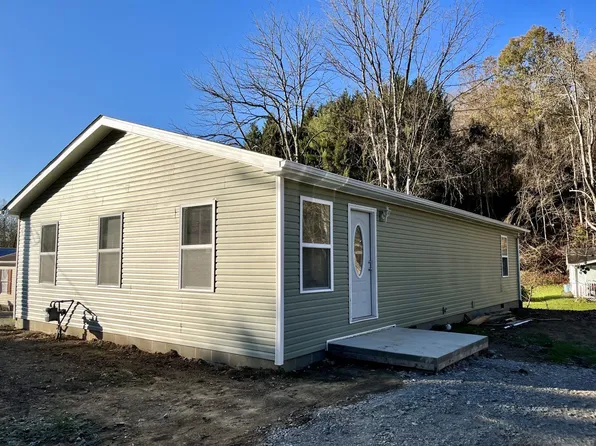 17925 N Akron Ave, Nelsonville, OH 45764