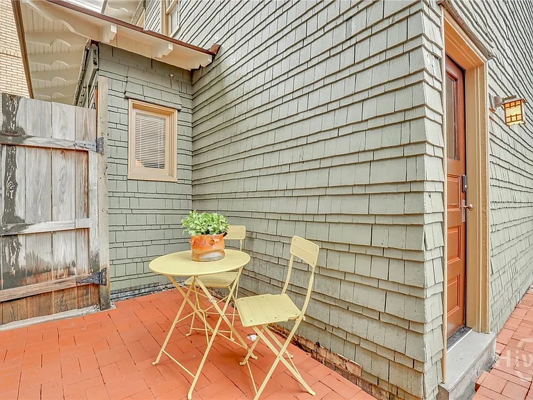 410 1/2 E Victory Dr #CARRIAGE HOUSE — Photo 29
