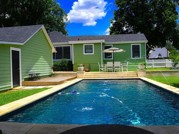 1301 Ford, Llano, TX 78643