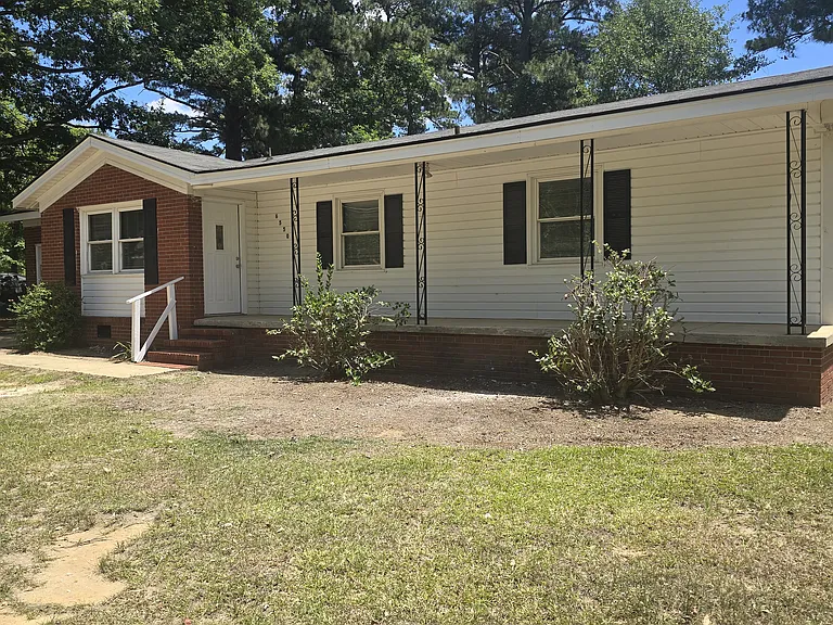 6550 Venture Dr — Photo 4
