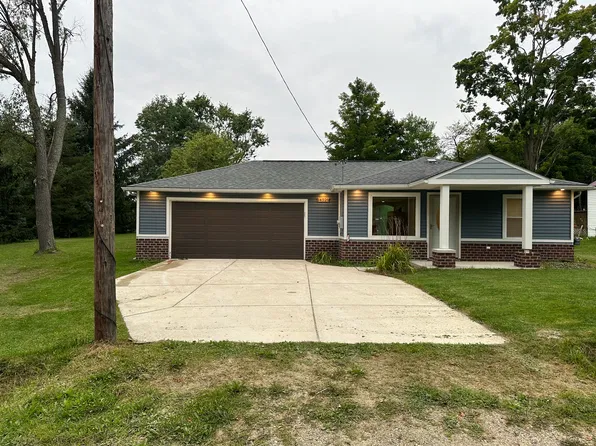 14520 Birchwood Dr, Holly, MI 48442