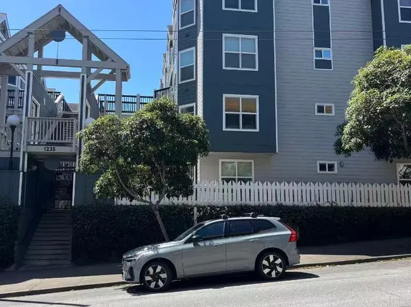 1235 McAllister St APT 223, San Francisco, CA 94115