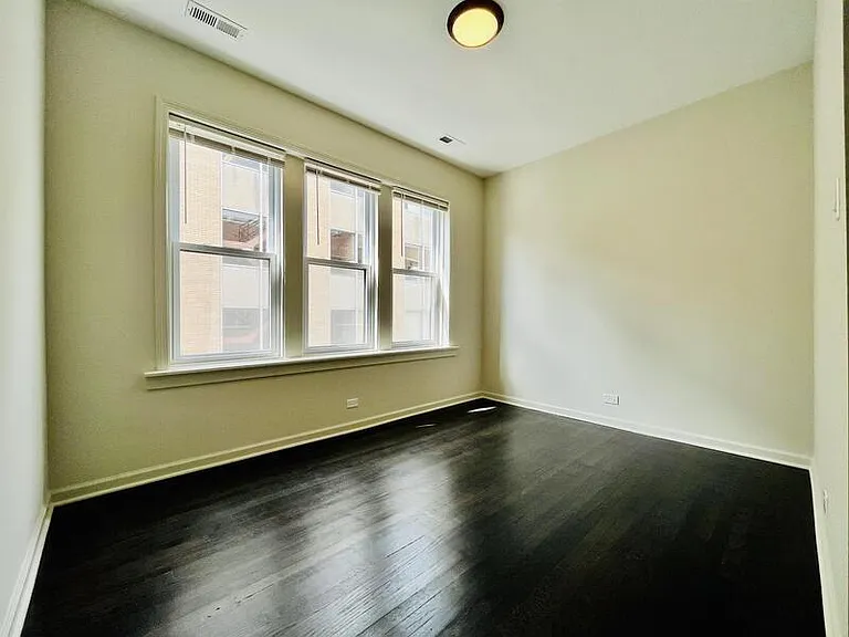 1371 S California Ave #2W — Photo 18