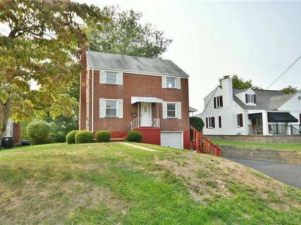 5680 Willow Terrace Dr, Bethel Park, PA 15102