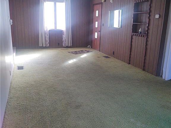 5th image of 304 South St