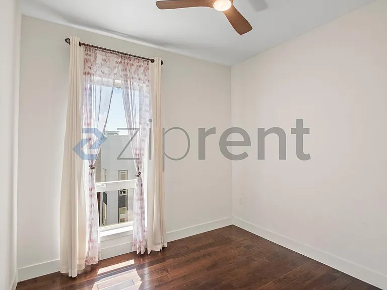 460 Montague Expy #40 — Photo 24