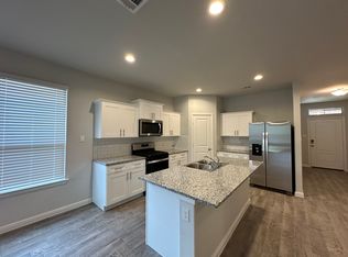 413 Passenger Trl, Fort Worth, TX 76131