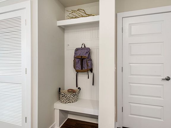 4th image of 600 Willard St #254