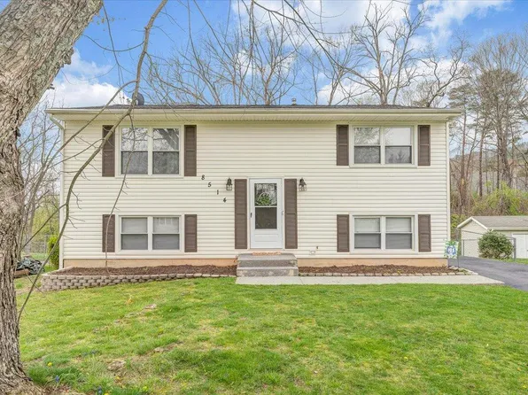 8514 Brubaker Dr, Roanoke, VA 24019