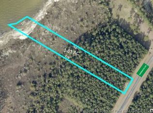 169 Garbacon Dr, Beaufort, NC 28516