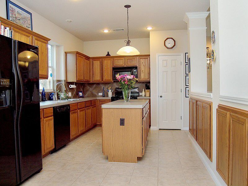 1st image of 15512 Waxler Ct
