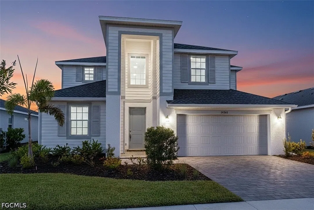 5 bed, 3.0 bath, 3325 sqft, $4,400 — Photo 2