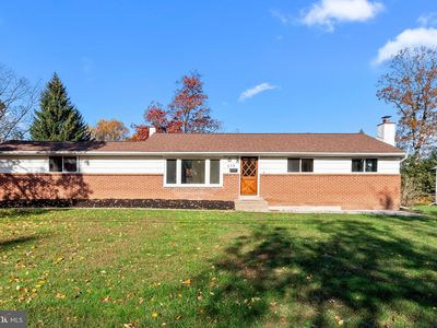 678 Ivers Ln, Warminster, PA, 18974