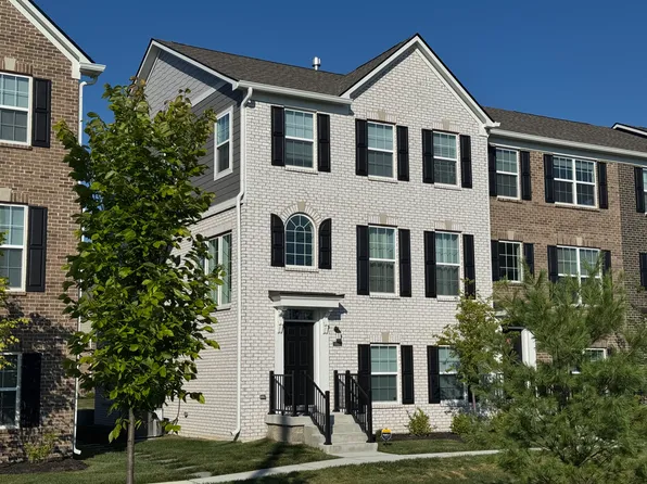 6696 Halsey St, Zionsville, IN 46077