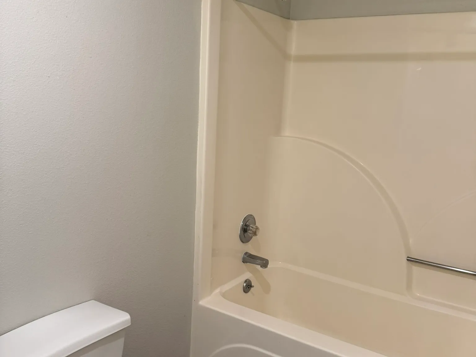 4 bed, $2,847 — Photo 4