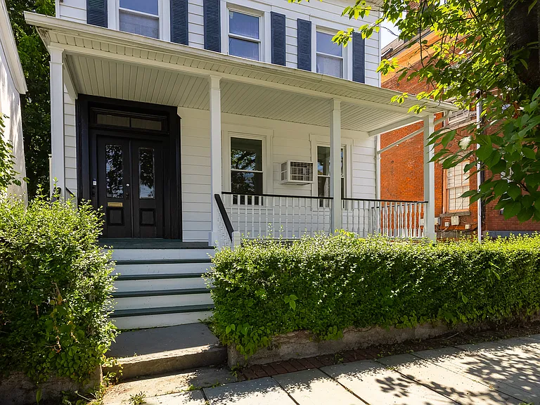 29 Delano St #1 — Photo 13