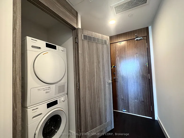 18 Esther Shiner Blvd #1807 — Photo 4