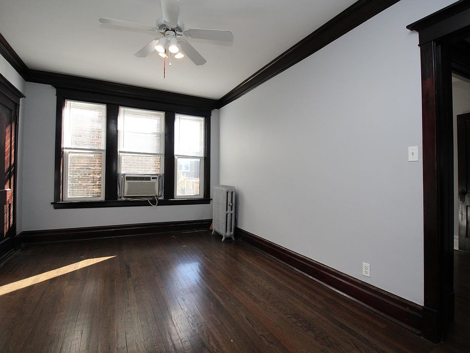 1st image of 4721 N Lincoln Ave #3K