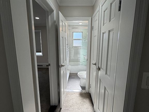 4th image of 17-19 Fillmore Pl #1B