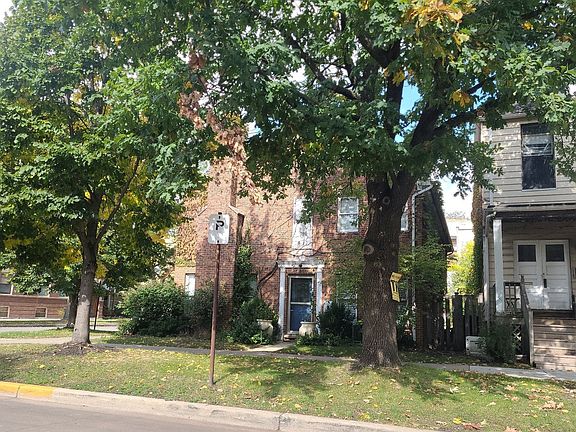 5th image of 1830 W Sunnyside Ave