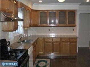 47 Red Leaf Rd, Moorestown, NJ 08057