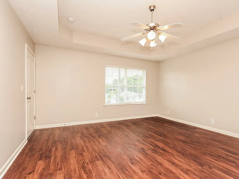 412 Elegance Way — Photo 9
